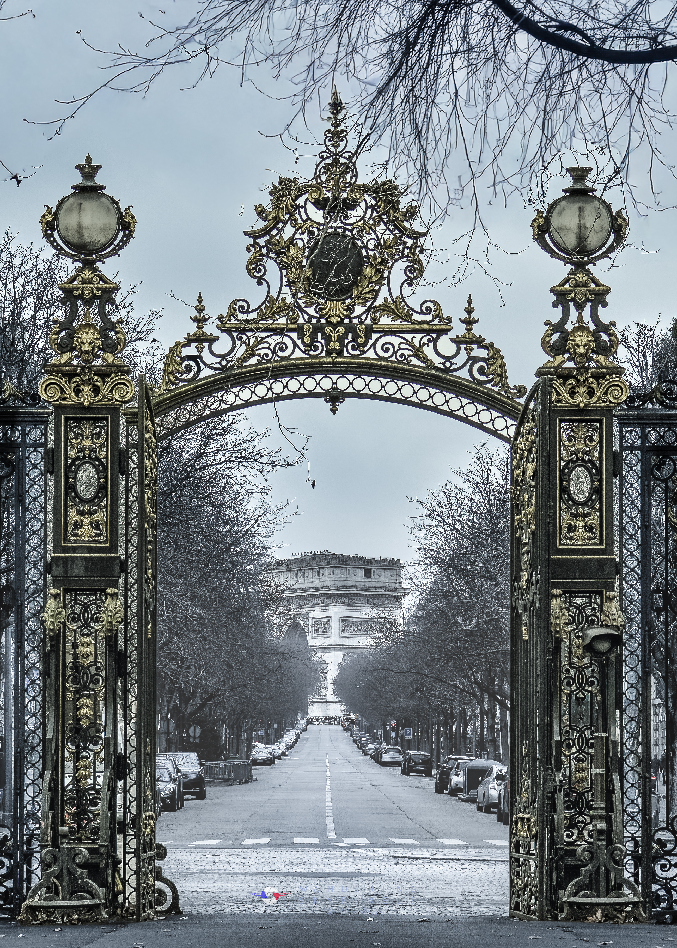 Arc de Triomphe - Parc Monceau Gates